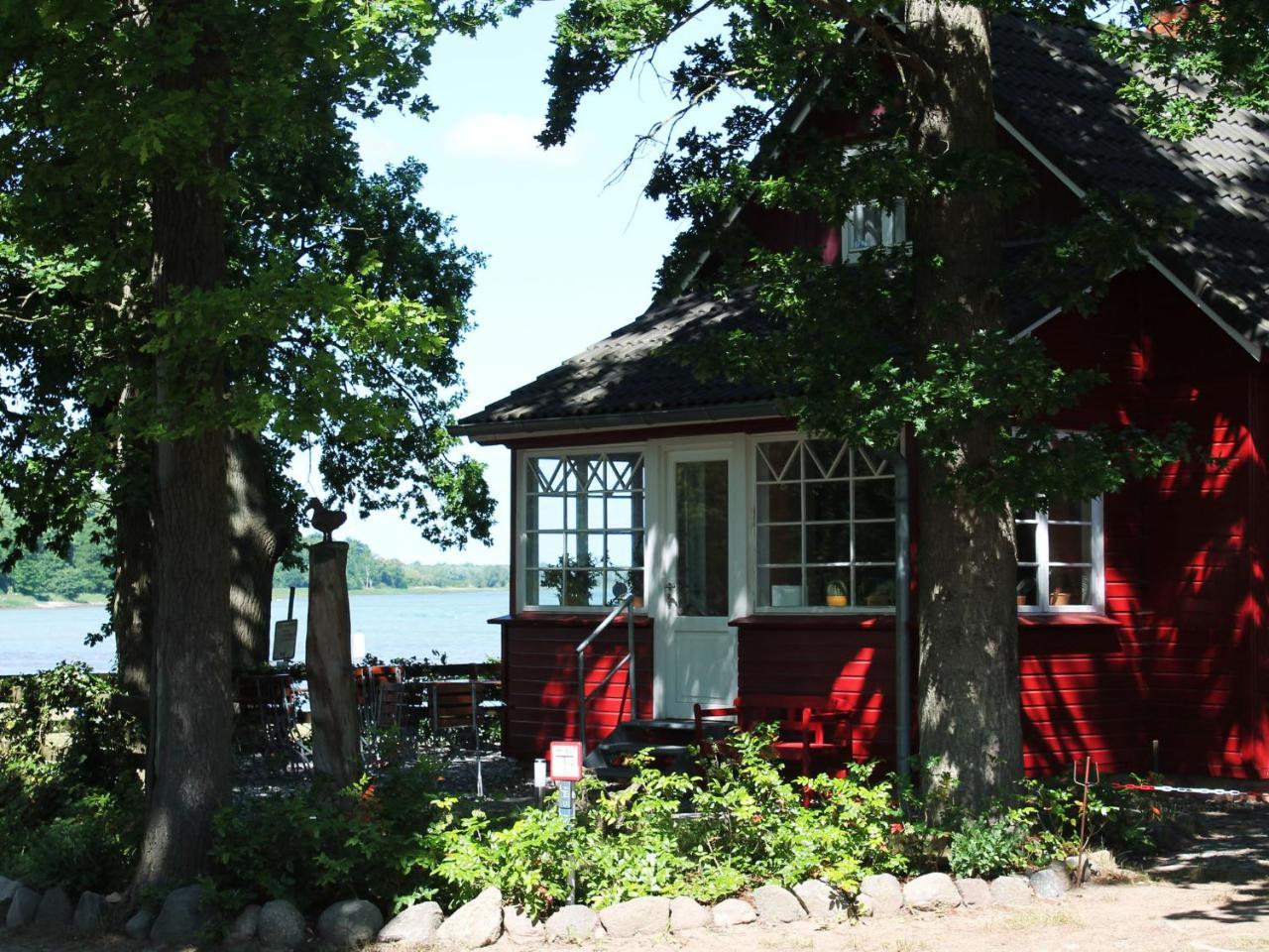 Peaceful Apartment In Zierow With Terrace Exteriör bild