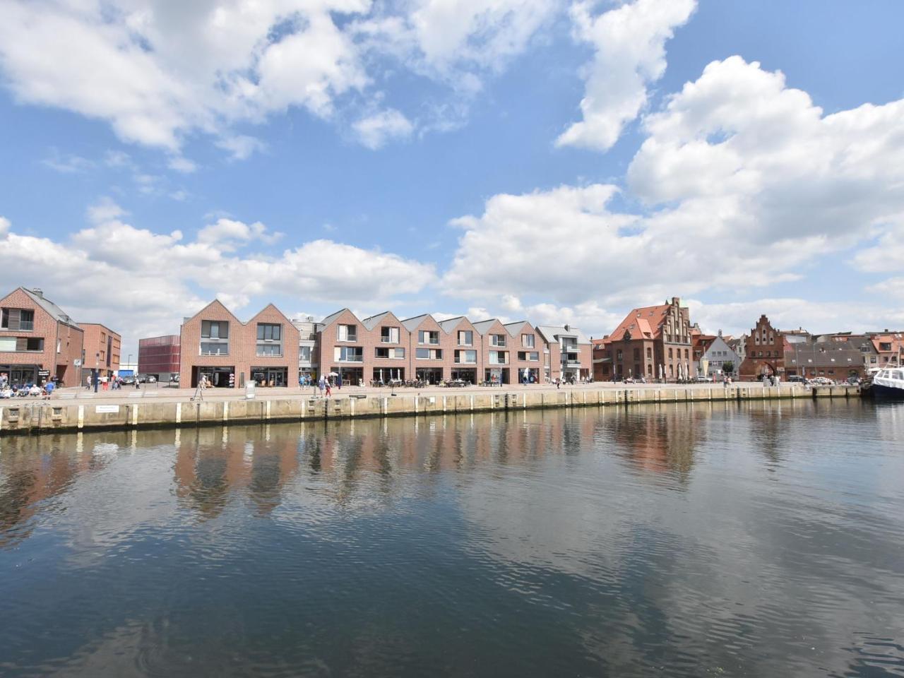Peaceful Apartment In Zierow With Terrace Exteriör bild